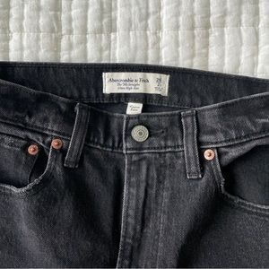 Abercrombie & Fitch 90s Straight Ultra High Rise Black Jeans